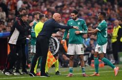 不是维尔茨！利物浦中场7场0球0助攻 斯洛特该让他替补