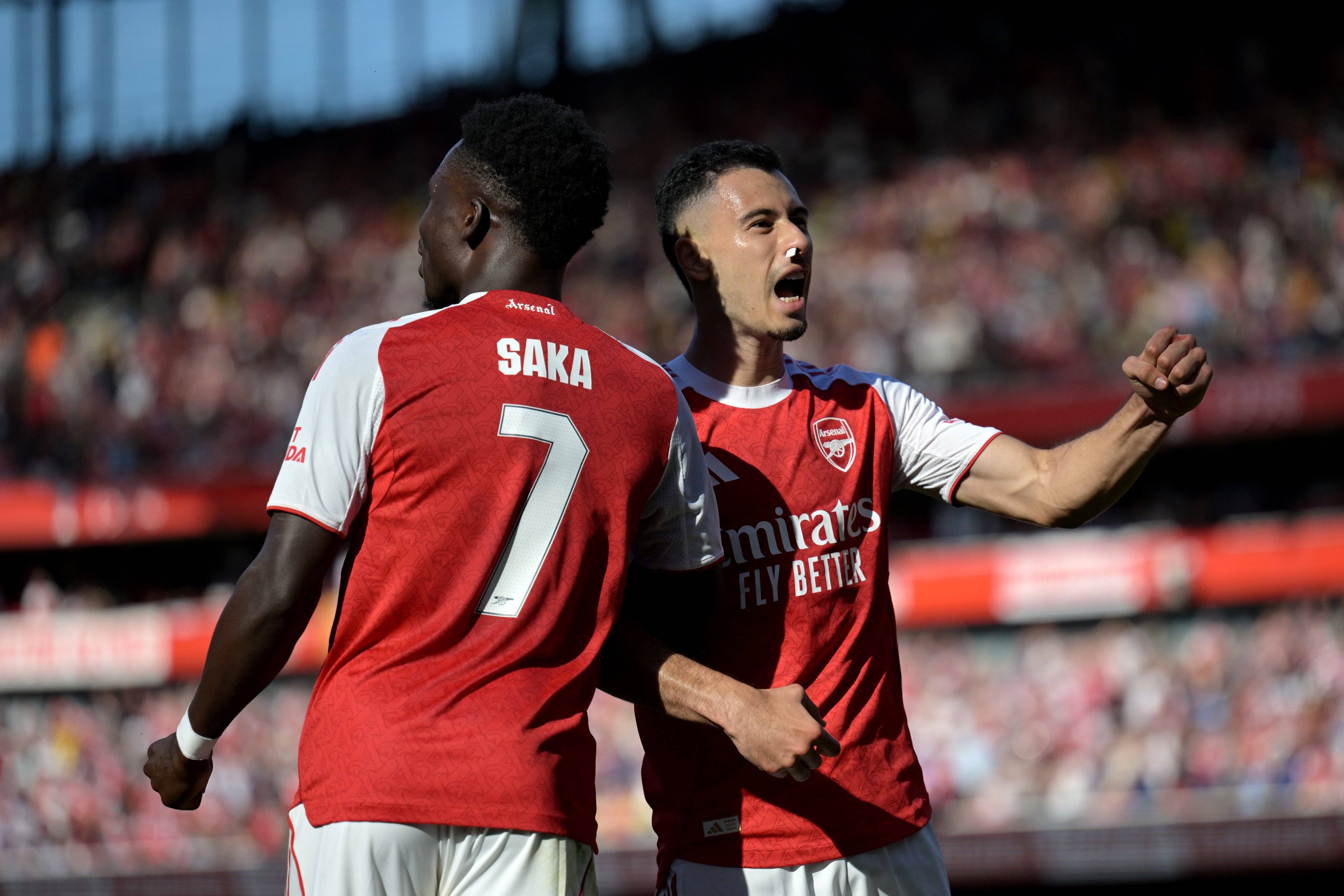 英超前瞻!阿森纳等到新9号,中场更新换代,留给阿尔特塔的时间不多了