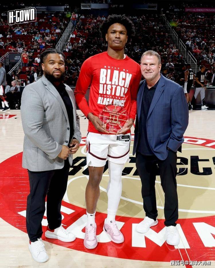 场均4+1+1!火箭队斯通点名谢泼德:位置过于单一,远不如阿门全面