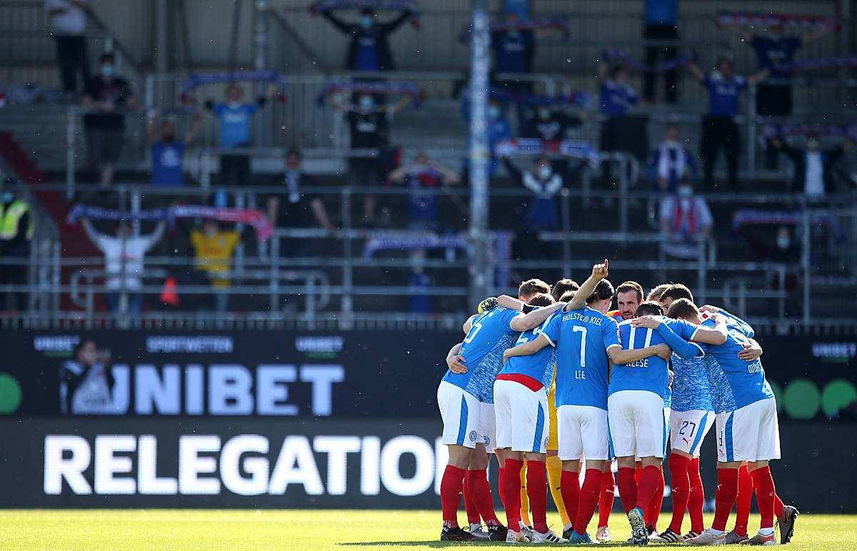 升降级球队对决！比勒菲尔德力争胜利，荷尔斯泰因基尔追赶尾声！