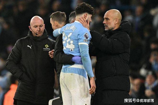 重创！曼城7000万中卫赛季报销+无缘世界杯，剩2中卫欲急购英国脚