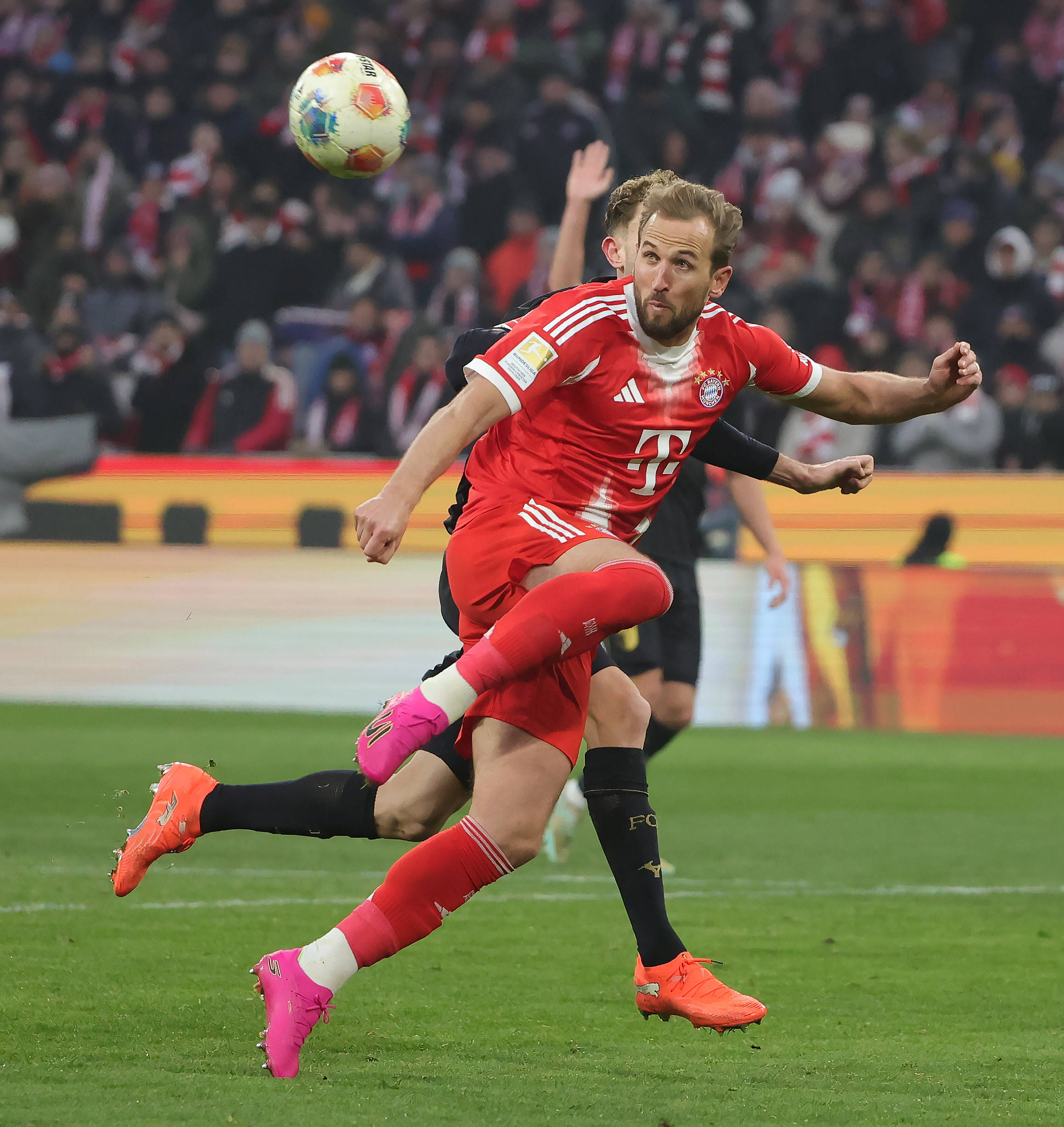 (体育)足球——德甲:拜仁慕尼黑不敌奥格斯堡