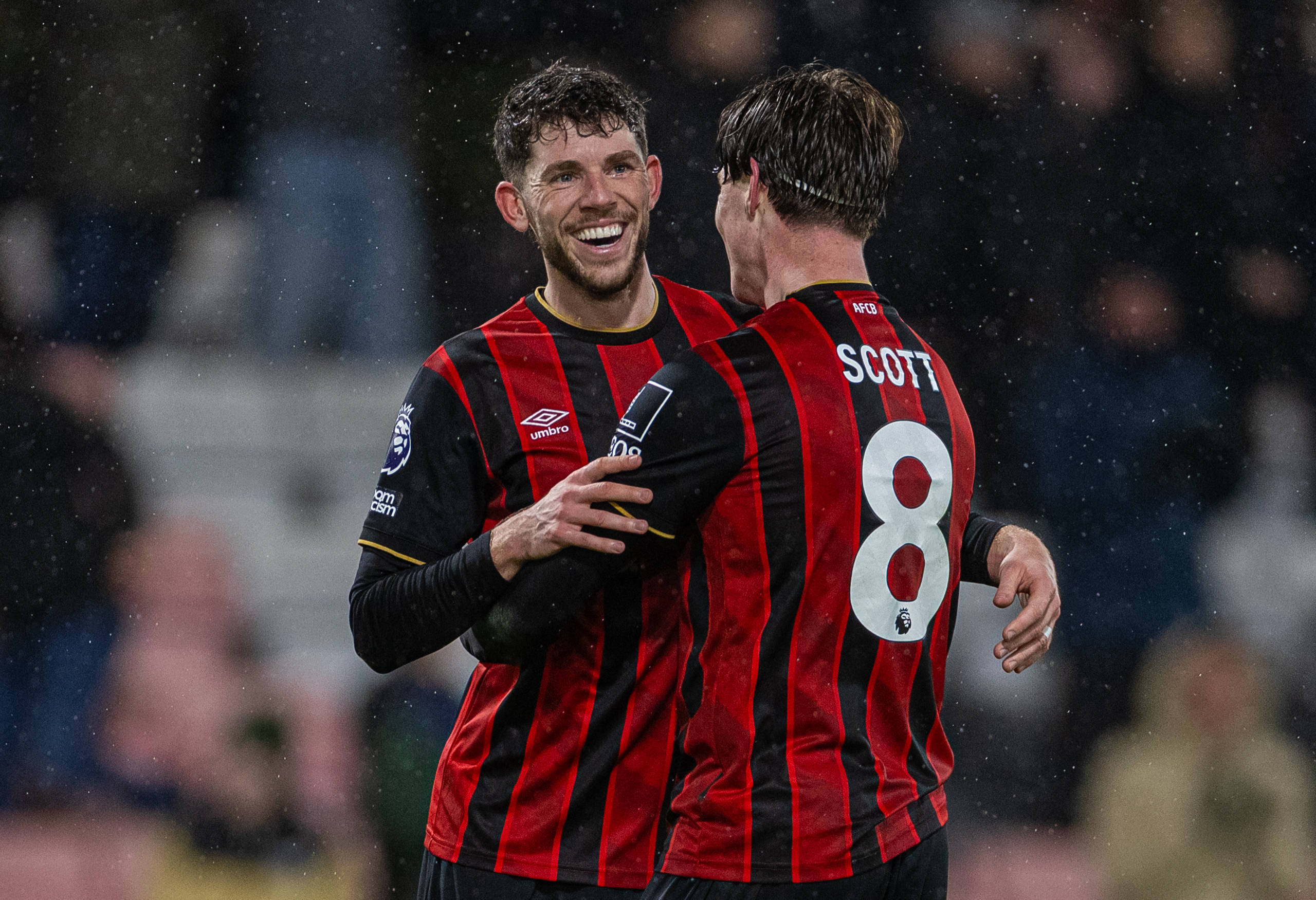 （体育）足球——英超：利物浦不敌伯恩茅斯